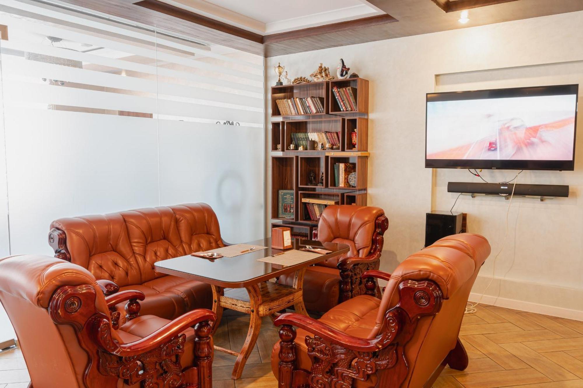 Altair Hotel Shymkent Bagian luar foto